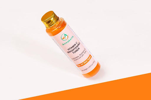 VITAMIN C BRIGHTENING TONER - Image 2